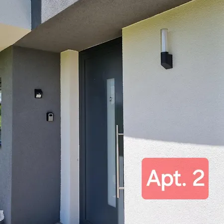 I&v - Adults Only 比尔森