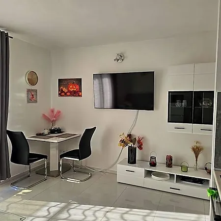Apartmanhotel I&v - Adults Only 3*