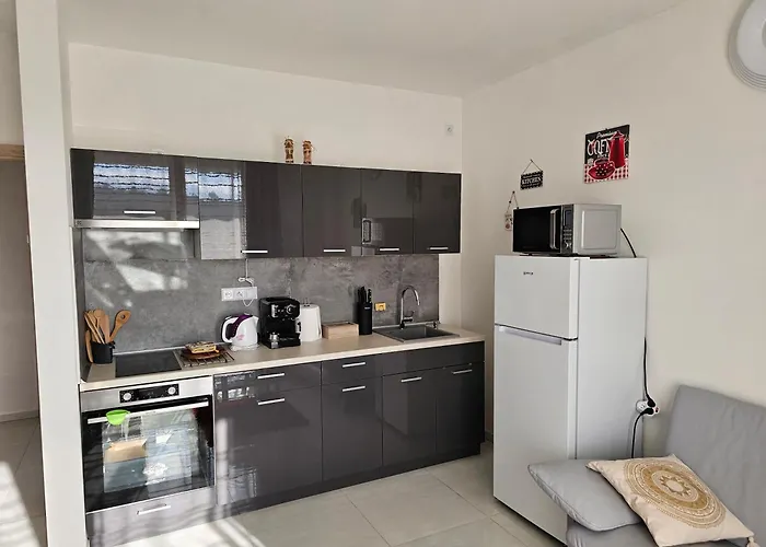 I&v - Adults Only Lägenhetshotell 3*