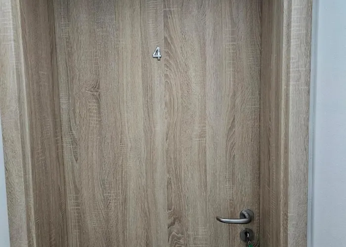 I&v - Adults Only 比尔森